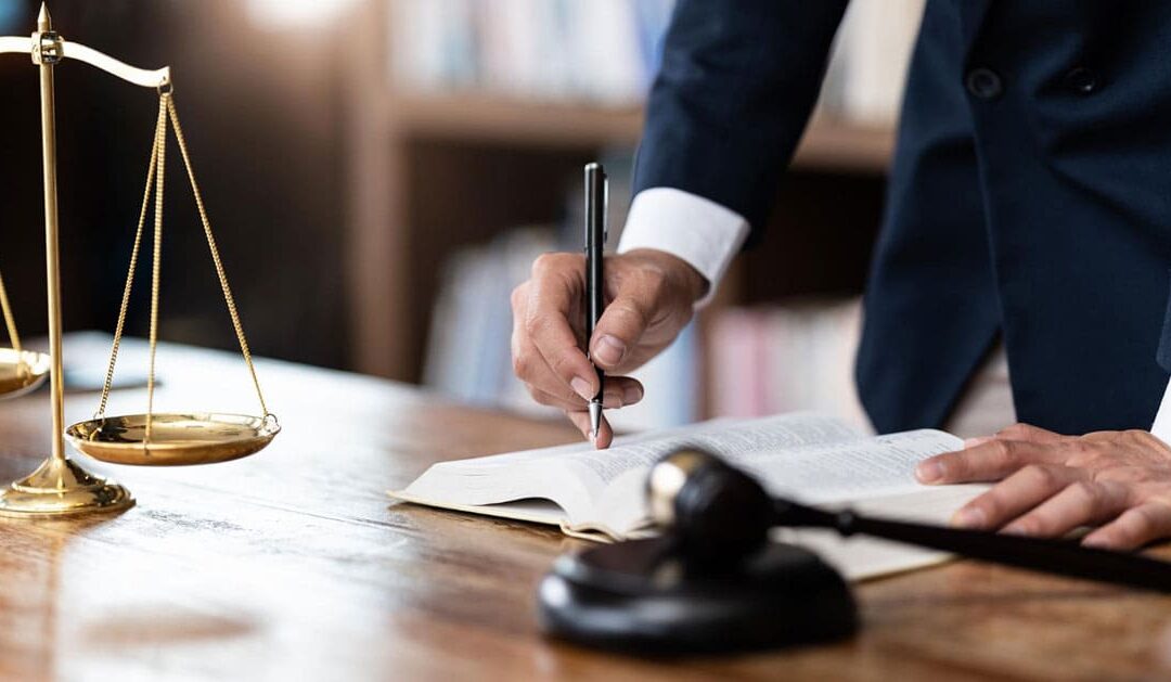 ¿Qué es el derecho corporativo y cómo se aplica en Ecuador?